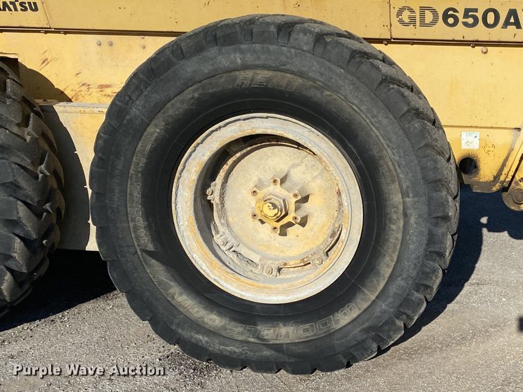 image for item DK6373 1998 Komatsu GD650AW-2CY  motor grader