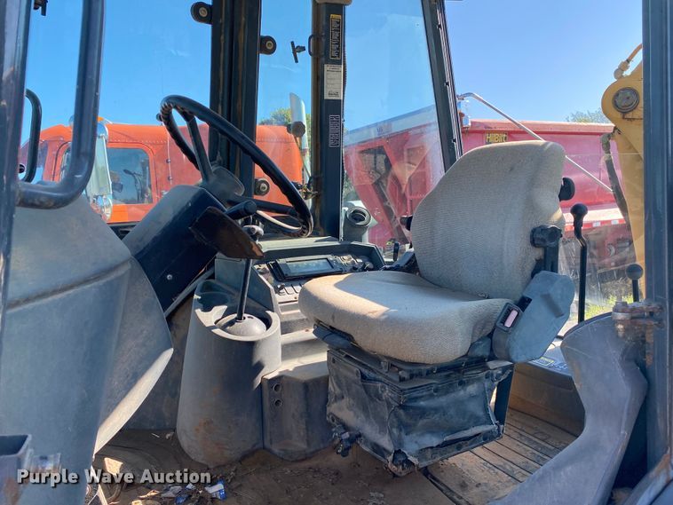 image for item DK6378 2003 John Deere 310G  backhoe