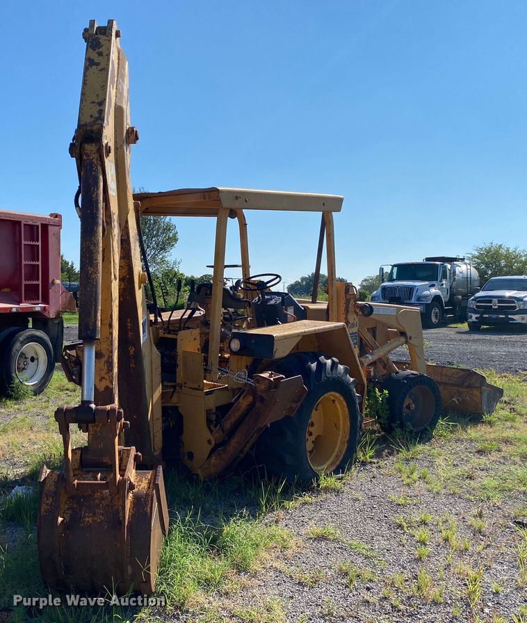 image for item DK6379 1980 John Deere 310A  backhoe