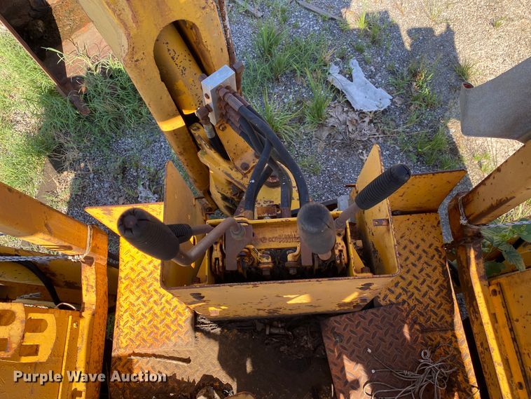 image for item DK6379 1980 John Deere 310A  backhoe