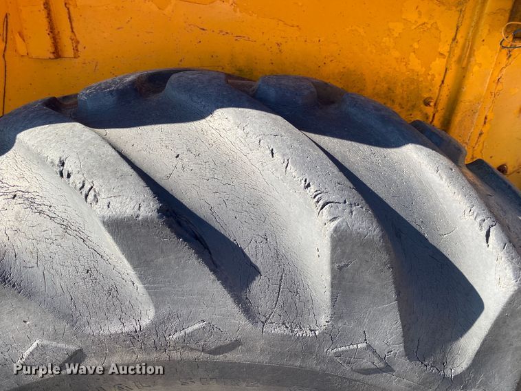 image for item DK6379 1980 John Deere 310A  backhoe