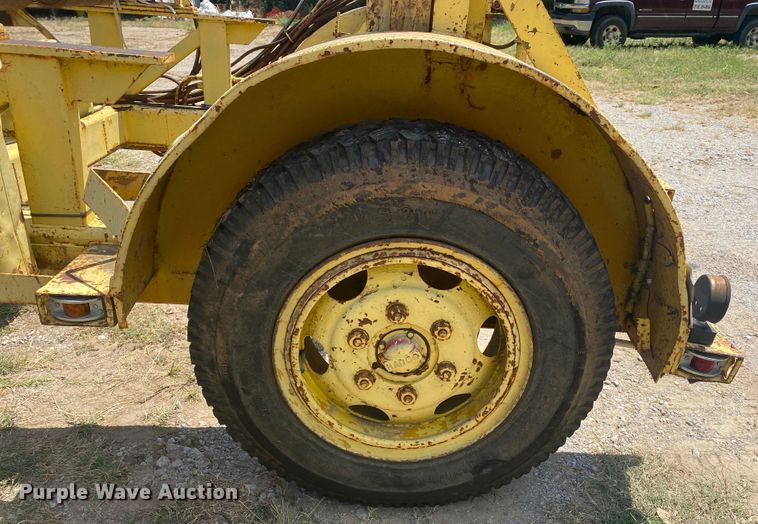 image for item DK6385 1976 Stand  reel trailer