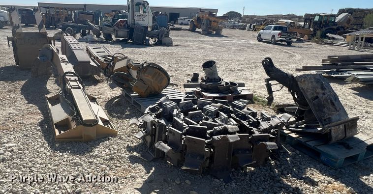 image for item DK7055 Vermeer T655  trencher boom