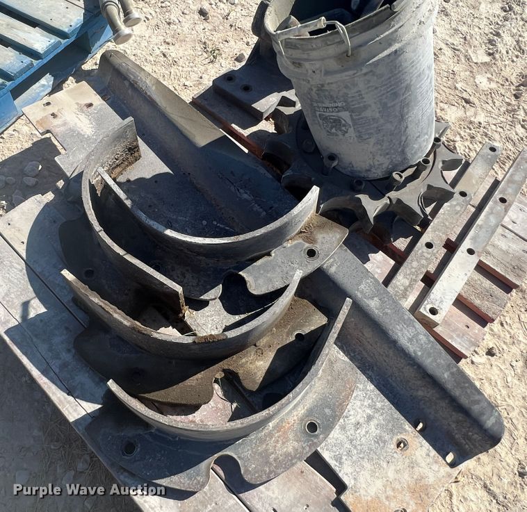 image for item DK7055 Vermeer T655  trencher boom