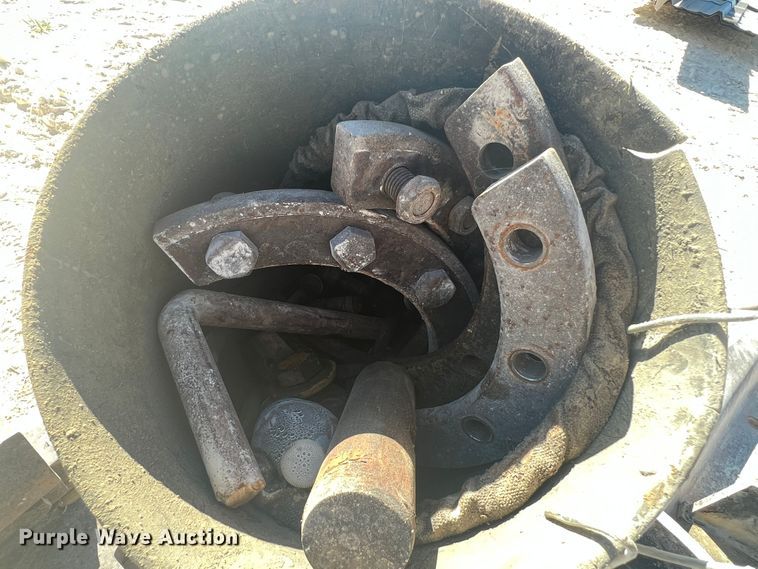 image for item DK7055 Vermeer T655  trencher boom