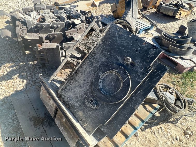 image for item DK7055 Vermeer T655  trencher boom