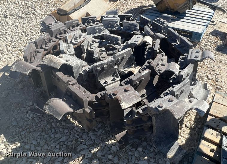 image for item DK7055 Vermeer T655  trencher boom