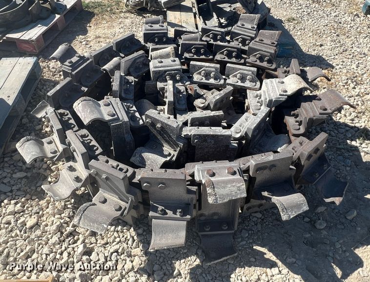 image for item DK7055 Vermeer T655  trencher boom