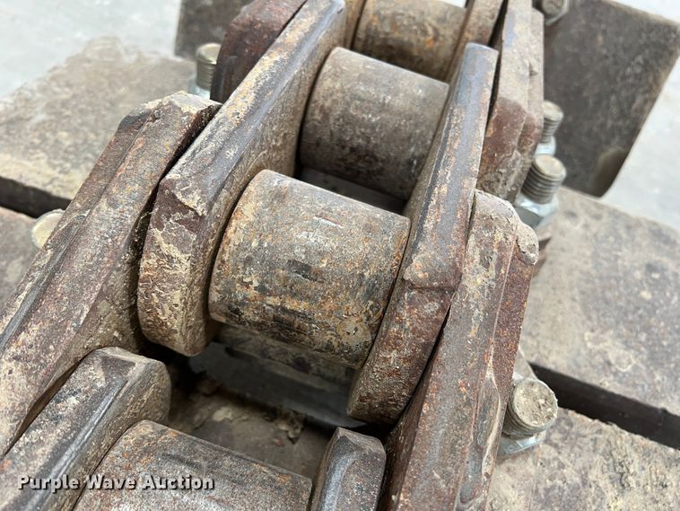 image for item DK7056 Vermeer T755  trencher boom