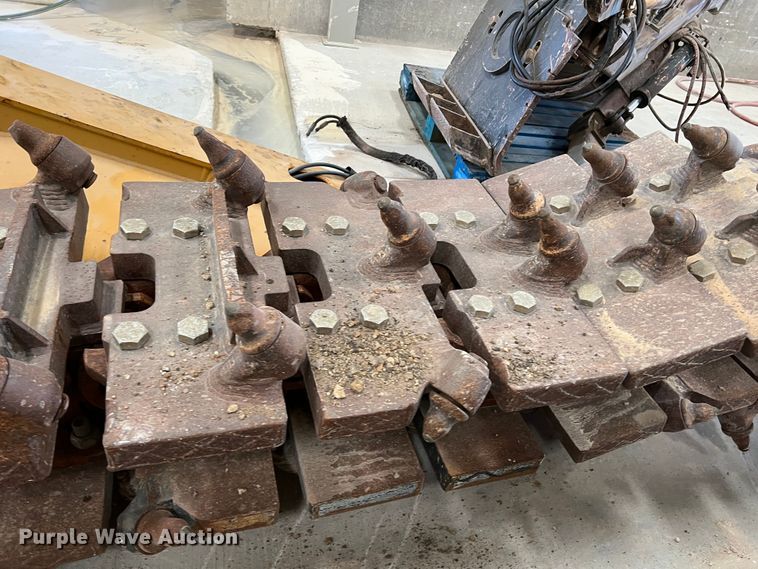 image for item DK7056 Vermeer T755  trencher boom