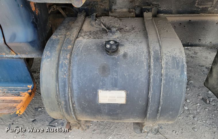 image for item DM2456 1978 Ford F700  dump truck