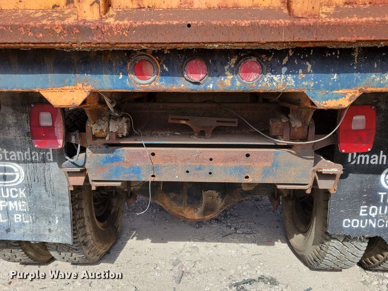 image for item DM2456 1978 Ford F700  dump truck