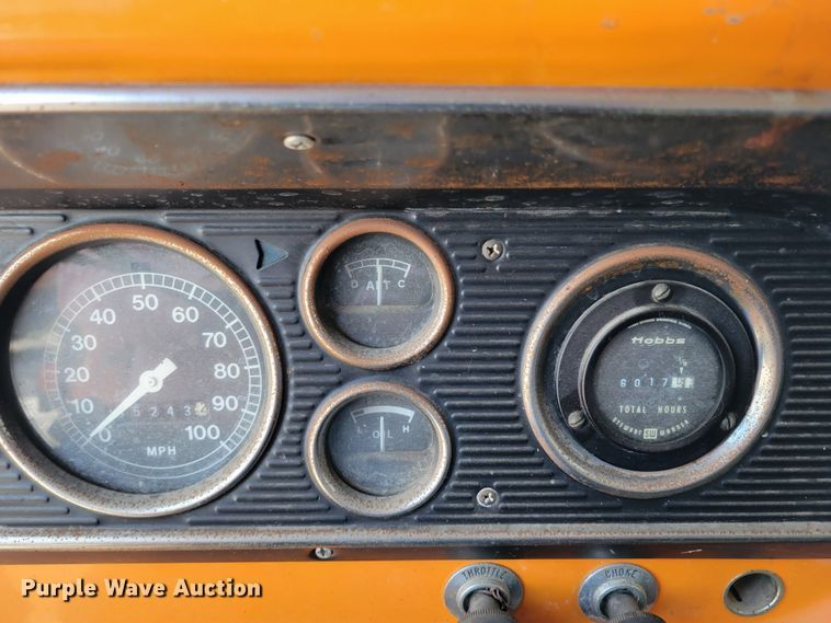 image for item DM2456 1978 Ford F700  dump truck