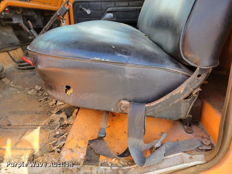 image for item DM2456 1978 Ford F700  dump truck