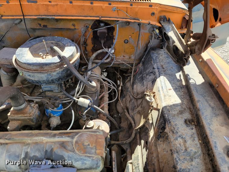 image for item DM2456 1978 Ford F700  dump truck