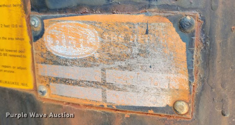 image for item DM2456 1978 Ford F700  dump truck