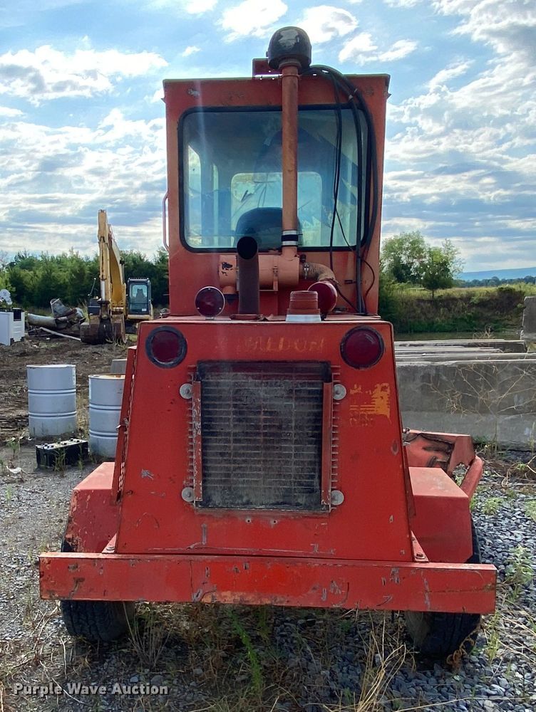 image for item DM4186 Waldon Sweep Master 11  broom