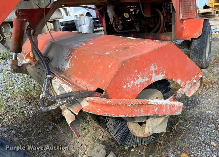 image for item DM4186 Waldon Sweep Master 11  broom