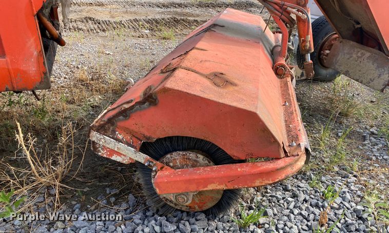 image for item DM4186 Waldon Sweep Master 11  broom