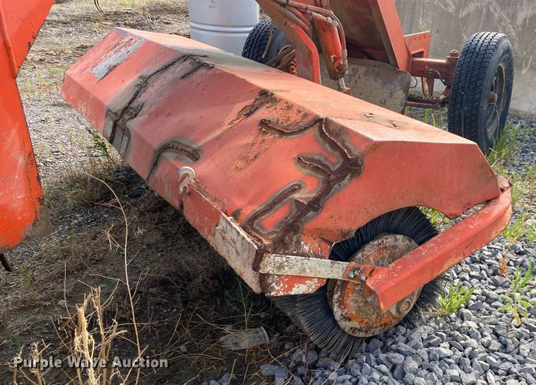 image for item DM4186 Waldon Sweep Master 11  broom