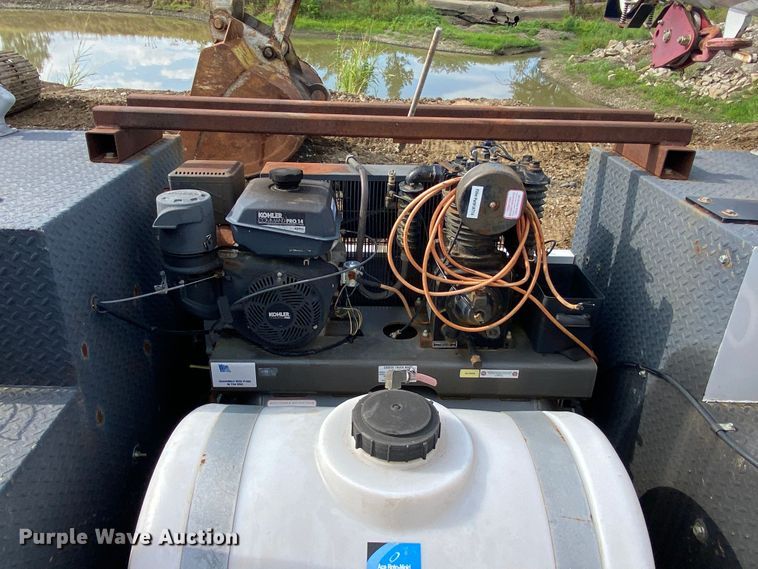 image for item DM4187 Caseco MM225  utility bed