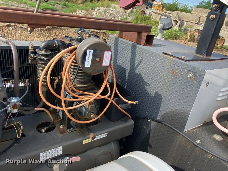 image for item DM4187 Caseco MM225  utility bed