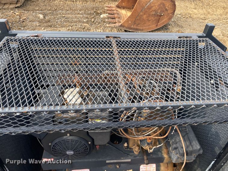 image for item DM4188 Caseco MM225  utility bed