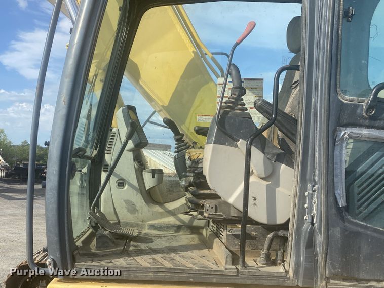 image for item DM4191 2012 Kobelco SK260  excavator
