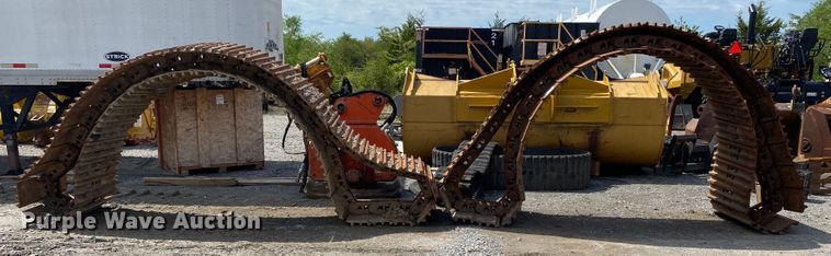 image for item DM4193 Excavator tracks