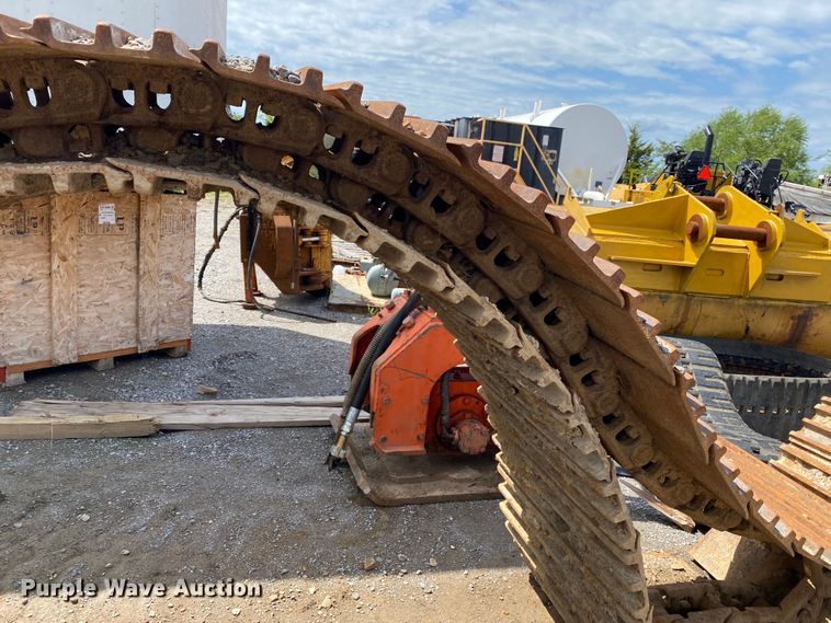 image for item DM4193 Excavator tracks