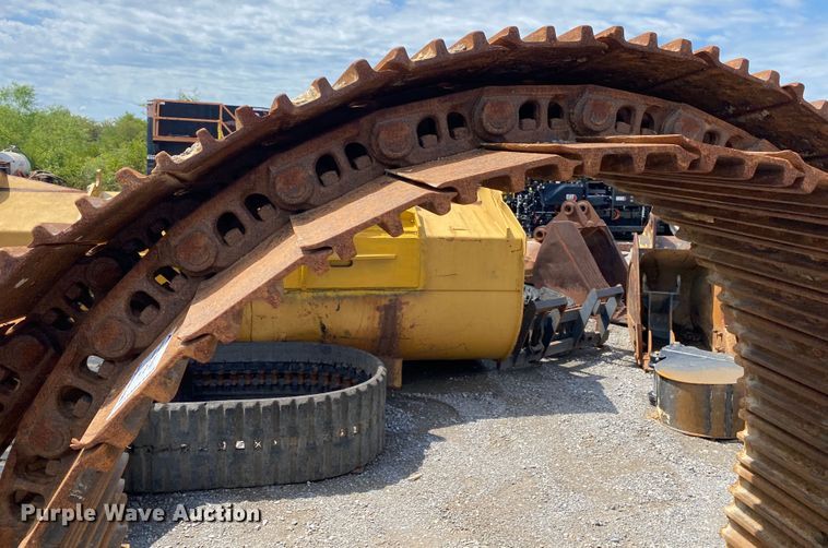 image for item DM4193 Excavator tracks