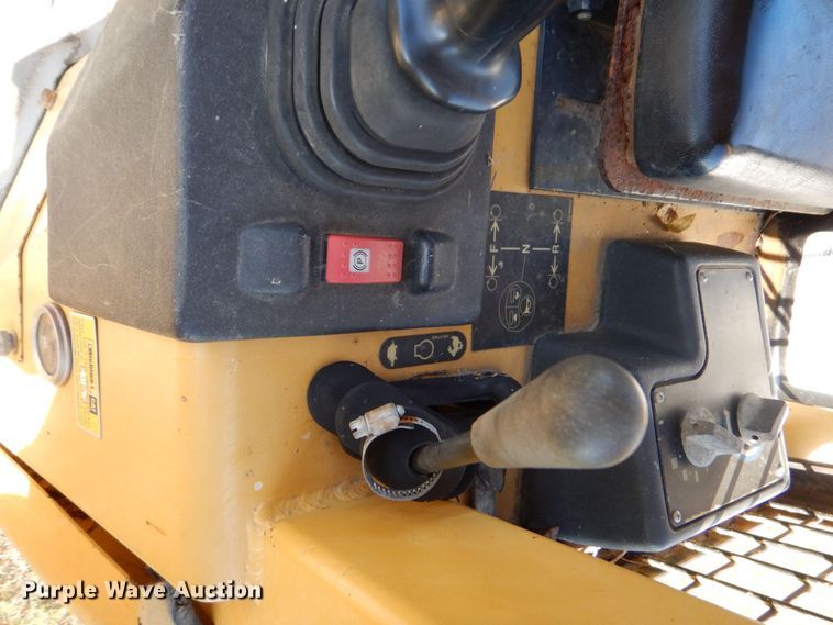 image for item DO1476 2002 Caterpillar D3G  dozer