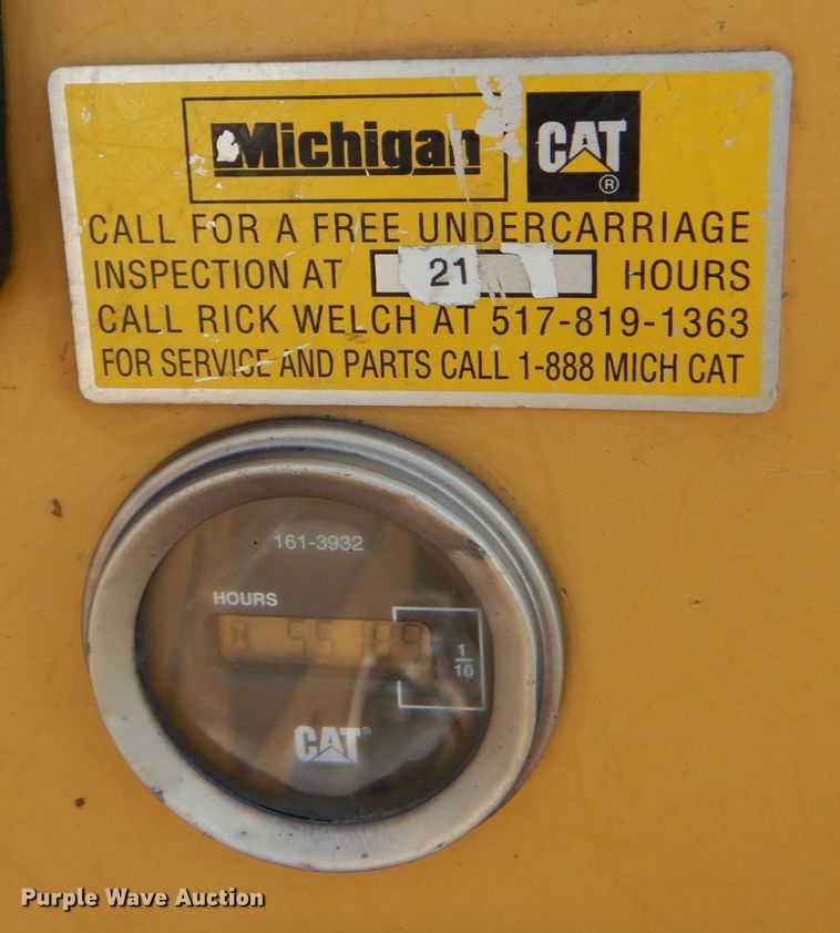 image for item DO1476 2002 Caterpillar D3G  dozer