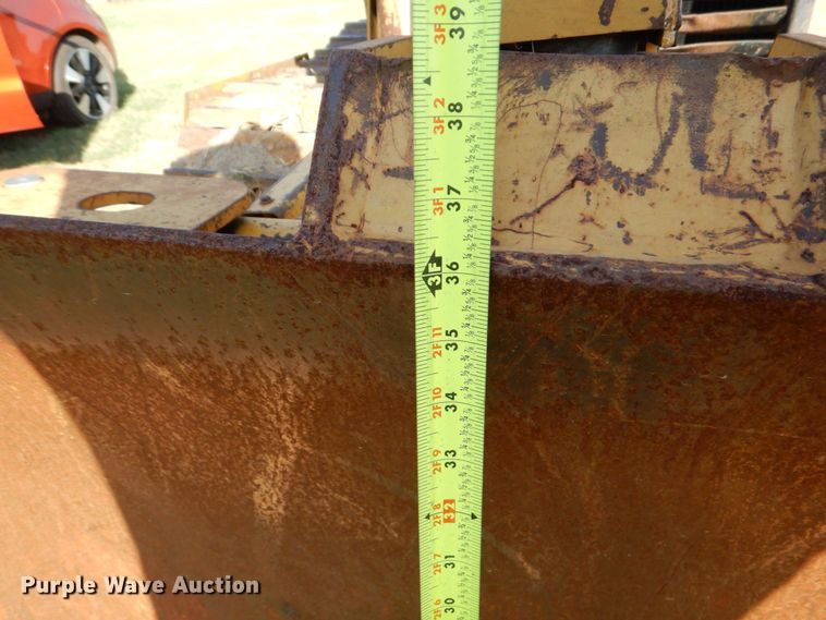 image for item DO1476 2002 Caterpillar D3G  dozer