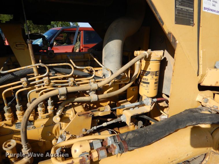 image for item DO1476 2002 Caterpillar D3G  dozer