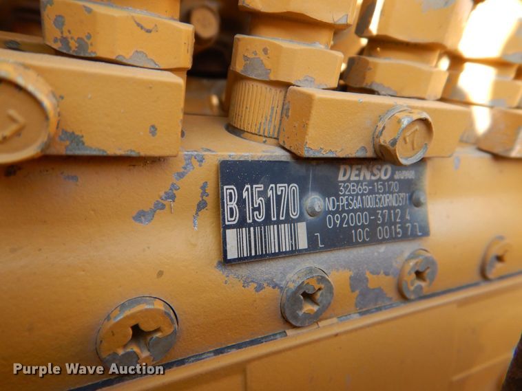 image for item DO1476 2002 Caterpillar D3G  dozer