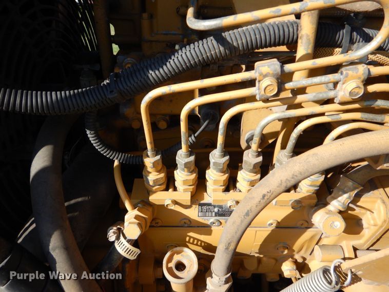 image for item DO1476 2002 Caterpillar D3G  dozer