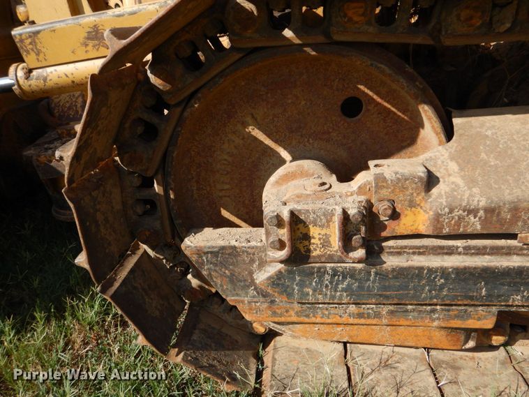image for item DO1476 2002 Caterpillar D3G  dozer