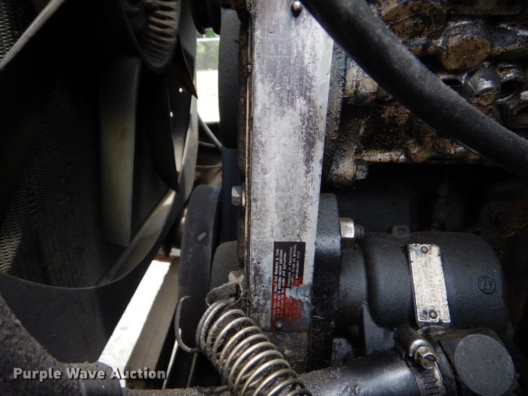 image for item DO1486 1995 Ford F800  dump truck