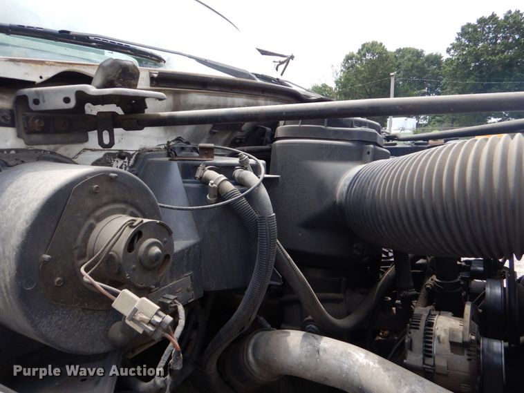 image for item DO1486 1995 Ford F800  dump truck