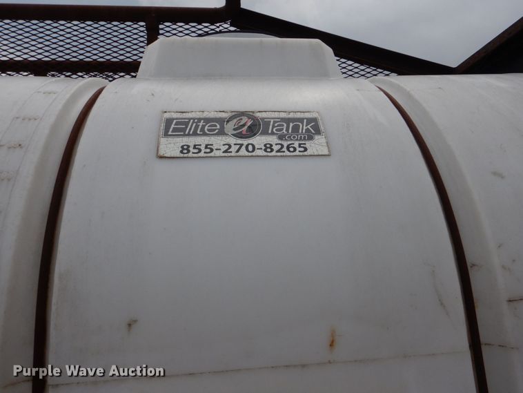 image for item DO1492 1994 International 9200  flatbed truck