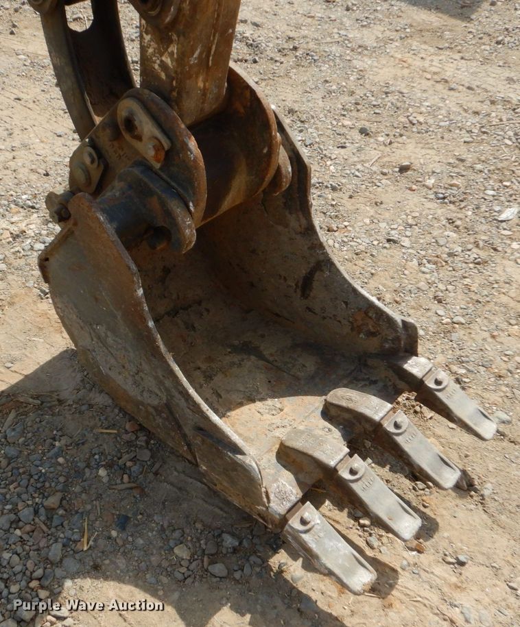 image for item DO1494 2009 Bobcat 331  mini excavator