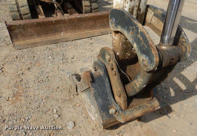 image for item DO1494 2009 Bobcat 331  mini excavator