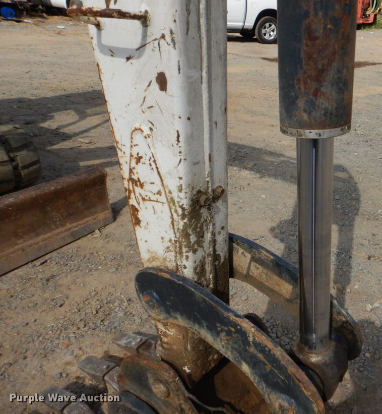 image for item DO1494 2009 Bobcat 331  mini excavator