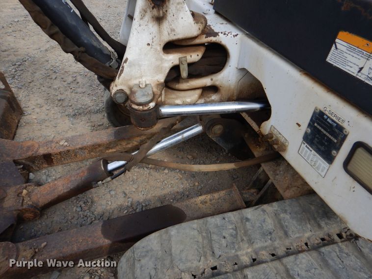 image for item DO1494 2009 Bobcat 331  mini excavator