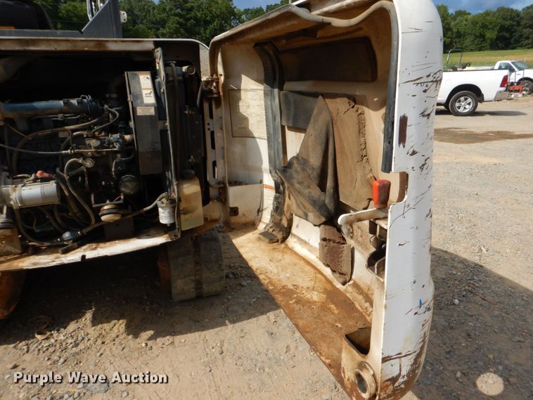 image for item DO1494 2009 Bobcat 331  mini excavator