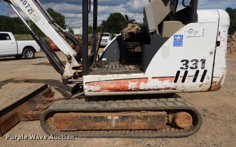 image for item DO1494 2009 Bobcat 331  mini excavator