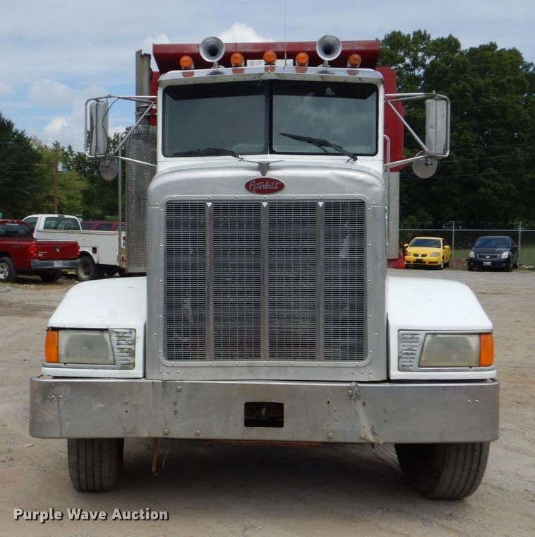 image for item DO1497 1993 Peterbilt 375  dump truck