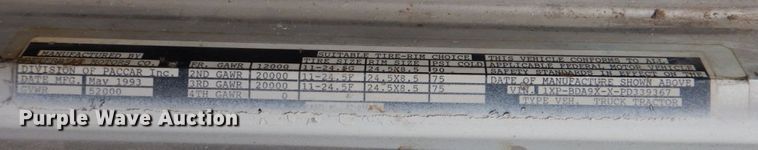 image for item DO1497 1993 Peterbilt 375  dump truck