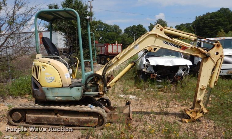 image for item DO1498 2006 Yanmar ViO35-3  mini excavator
